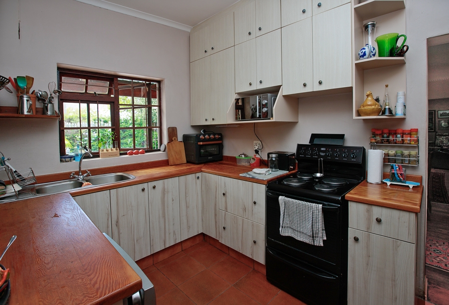 4 Bedroom Property for Sale in Harfield Village Western Cape